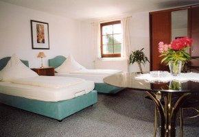 Hotel Zum Nussbaum Дрезден Удобства снимка